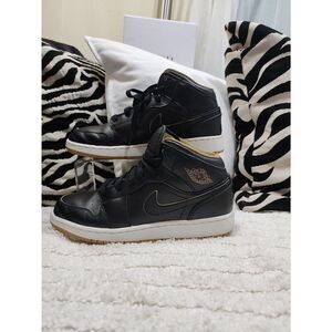Jordan 1 Mid Black Metallic Gold 5.5Y